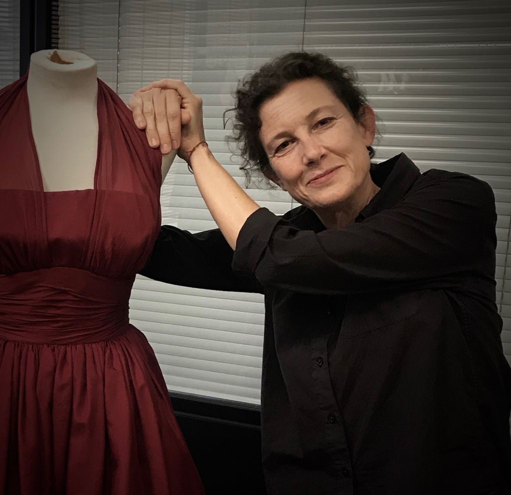 Helena Sanchís Mira, diseñadora de vestuario en teatro, cine y televisión. Entrevista realizada por Carmen Nikol en www.entrevisttas.com