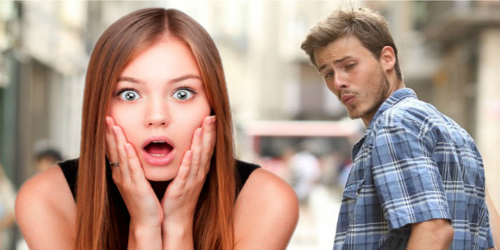 El silbido, también es un piropo vulgar (tal que si de una res se tratase)