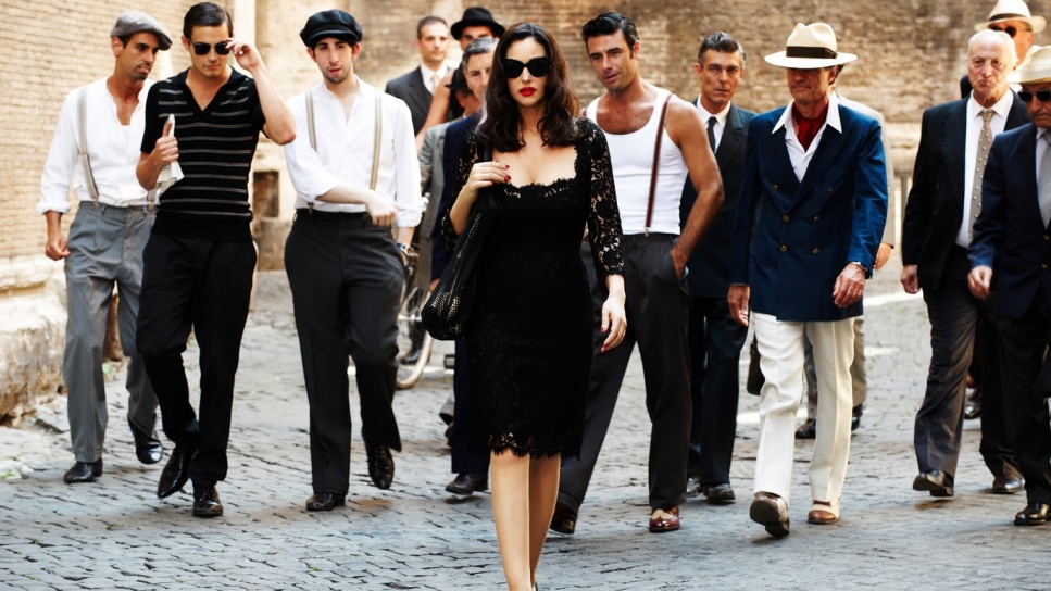 El piropo, cuestión de prototipos. Auto-entrevistta por carmen Nikol.