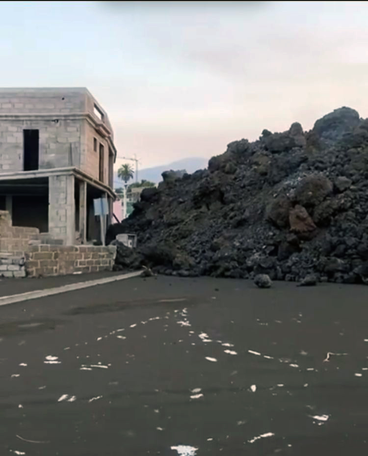 Volcanes, geología y periodismo | Por Enrique Ortega Gironés. En Entrevisttas.com