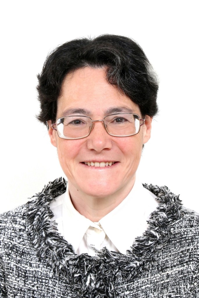 María Ángeles Buisán, escritora y articulista | Correctora ortotipográfica. Colaboradora en Entrevisttas.com